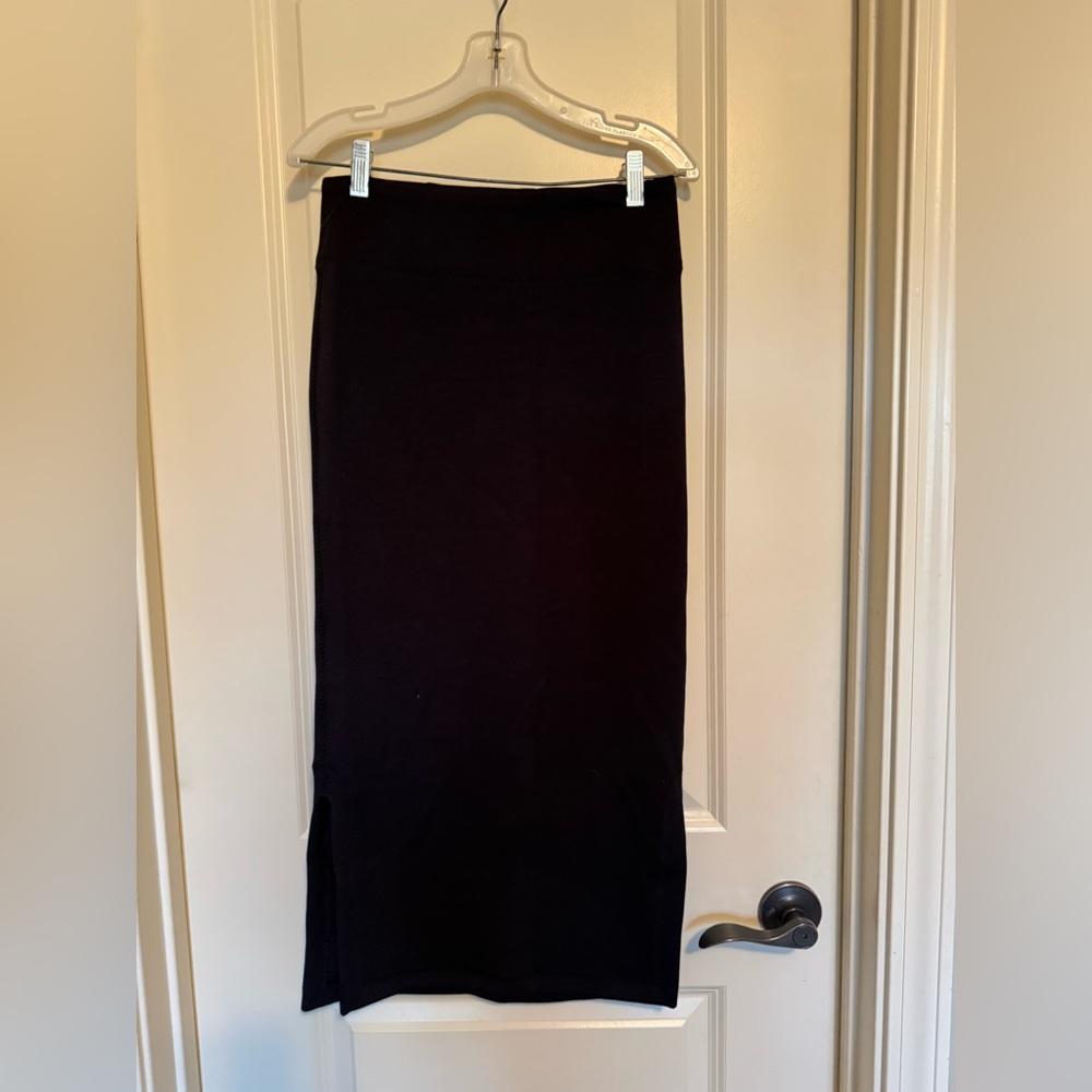 SPANX Black Midi Skirt